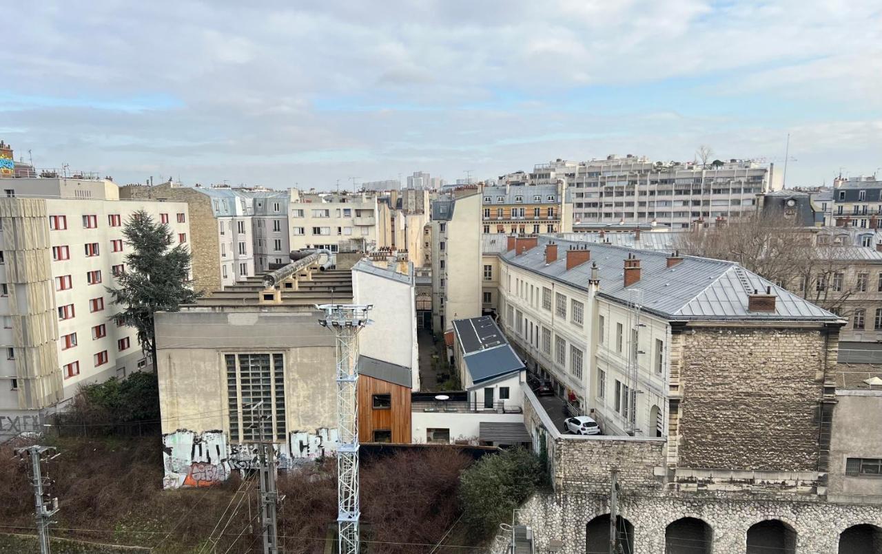 Entre Montmartre Et Canal Saint Martin-gare Du Nord Parijs