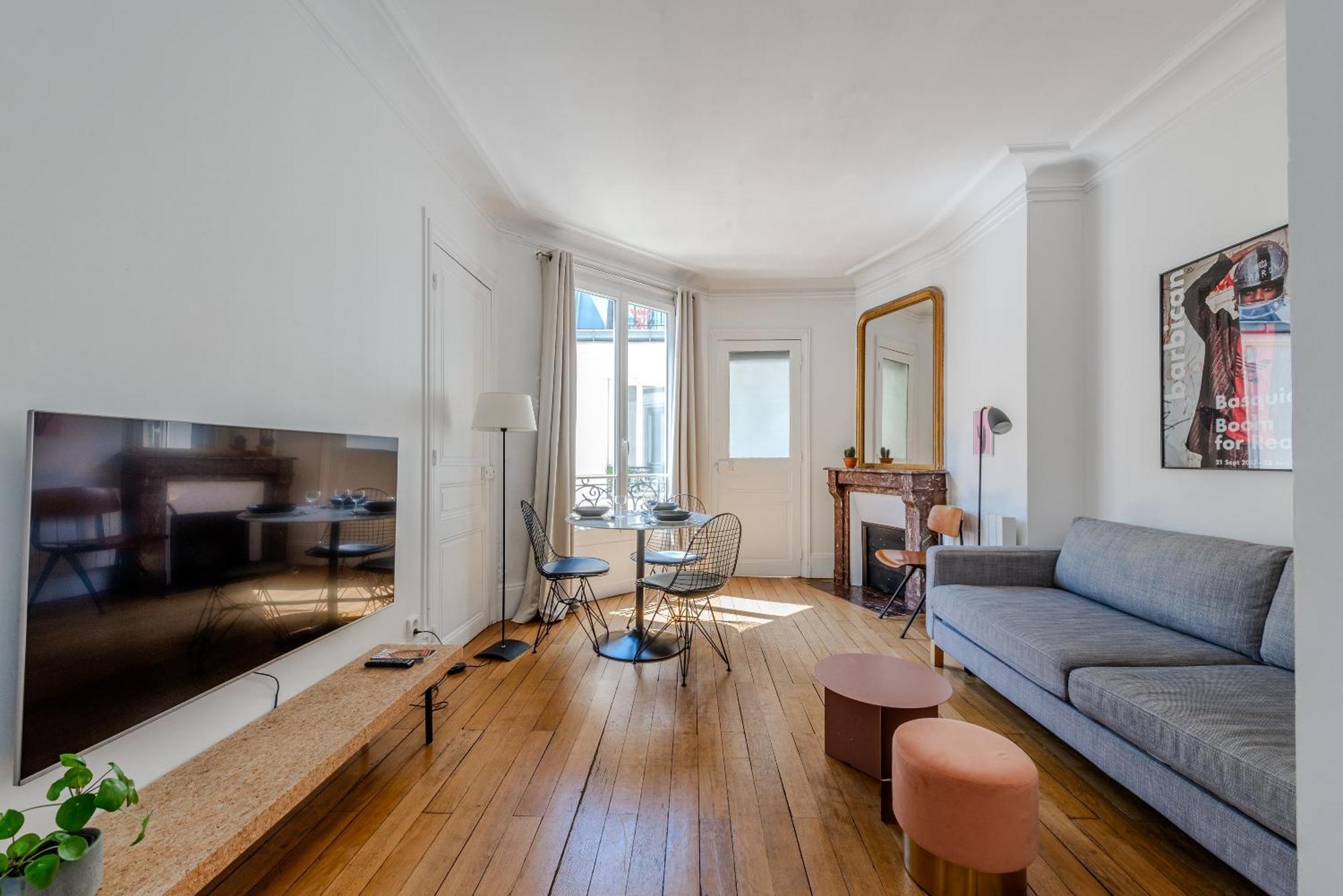 Appartement Entre Montmartre Et Canal Saint Martin-gare Du Nord Parijs